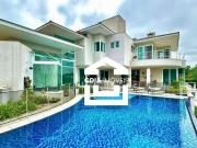 Casa / Sobrado em Condomínio para Venda em Santana de...