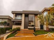 Casa / Sobrado em Condomínio para Venda em Santana de...