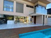 Casa / Sobrado em Condomínio para Venda em Santana de...