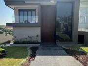 Casa / Sobrado em Condomínio para Venda em Santana de...