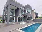 Casa / Sobrado em Condomínio para Venda em Santana de...