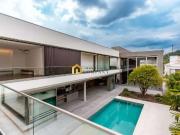 Casa / Sobrado em Condomínio para Venda em Santana de...