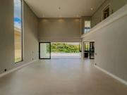 Casa / Sobrado em Condomínio para Venda em Santana de...