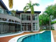 Casa / Sobrado em Condomínio para Venda em Santana de...