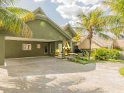 Casa / Sobrado em Condomínio para Venda em Santana de...