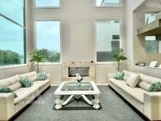 Casa / Sobrado em Condomínio para Venda em Santana de...