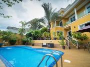 Casa / Sobrado em Condomínio para Venda em Santana de...