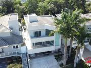 Casa / Sobrado em Condomínio para Venda em Santana de...