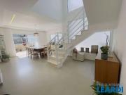 Casa / Sobrado em Condomínio para Venda em Santana de...