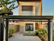 Casa / Sobrado em Condomínio para Venda em Santana de...