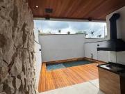 Casa / Sobrado em Condomínio para Venda em Santana de...