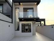 Casa / Sobrado em Condomínio para Venda em Santana de...