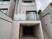 Casa / Sobrado em Condomínio para Venda em Santana de...