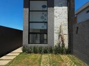 Casa / Sobrado em Condomínio para Venda em Santana de...