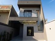 Casa / Sobrado em Condomínio para Venda em Santana de...