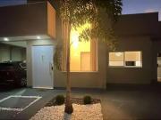 Casa / Sobrado em Condomínio para Venda em Santana de...