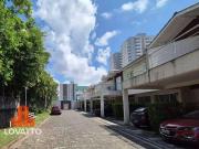 Casa / Sobrado em Condomínio para Venda em Santo...