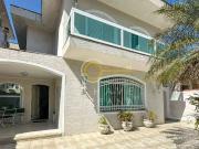 Casa / Sobrado em Condomínio para Venda em Santos/SP...