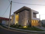 Casa / Sobrado em Condomínio para Venda em Senador...