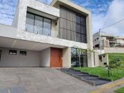 Casa / Sobrado em Condomínio para Venda em Senador...