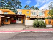 Casa / Sobrado em Condomínio para Venda em Serra/ES...