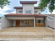 Casa / Sobrado em Condomínio para Venda em Sorocaba/SP...