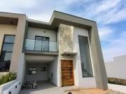 Casa / Sobrado em Condomínio para Venda em Sorocaba/SP...