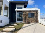 Casa / Sobrado em Condomínio para Venda em Sorocaba/SP...