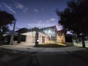 Casa / Sobrado em Condomínio para Venda em Taubaté/SP...