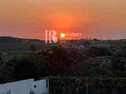 Casa / Sobrado em Condomínio para Venda em Taubaté/SP...
