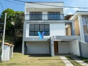 Casa / Sobrado em Condomínio para Venda em... Casa / Sobrado em Condomínio para Venda em...