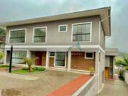 Casa / Sobrado em Condomínio para Venda em...