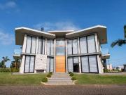 Casa / Sobrado em Condomínio para Venda em Torres/RS...