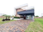 Casa / Sobrado em Condomínio para Venda em Torres/RS...