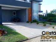 Casa / Sobrado em Condomínio para Venda em Tramandaí/RS...