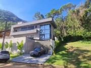 Casa / Sobrado em Condomínio para Venda em Ubatuba/SP...
