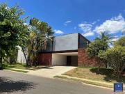 Casa / Sobrado em Condomínio para Venda em Uberaba/MG...