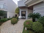 Casa / Sobrado em Condomínio para Venda em Uberlândia/MG...
