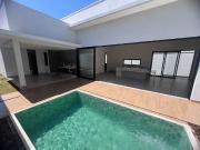 Casa / Sobrado em Condomínio para Venda em Uberlândia/MG...