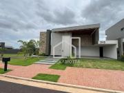 Casa / Sobrado em Condomínio para Venda em Uberlândia/MG...