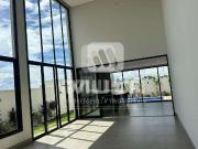 Casa / Sobrado em Condomínio para Venda em Uberlândia/MG...