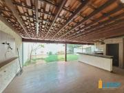 Casa / Sobrado em Condomínio para Venda em Uberlândia/MG...