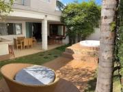 Casa / Sobrado em Condomínio para Venda em Uberlândia/MG...