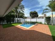 Casa / Sobrado em Condomínio para Venda em Uberlândia/MG...