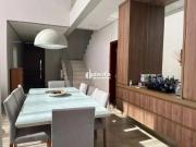 Casa / Sobrado em Condomínio para Venda em Uberlândia/MG...