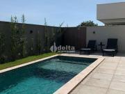 Casa / Sobrado em Condomínio para Venda em Uberlândia/MG...