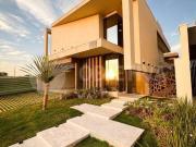 Casa / Sobrado em Condomínio para Venda em Uberlândia/MG...