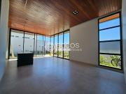 Casa / Sobrado em Condomínio para Venda em Uberlândia/MG...