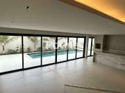 Casa / Sobrado em Condomínio para Venda em Uberlândia/MG...