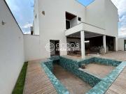 Casa / Sobrado em Condomínio para Venda em Uberlândia/MG...